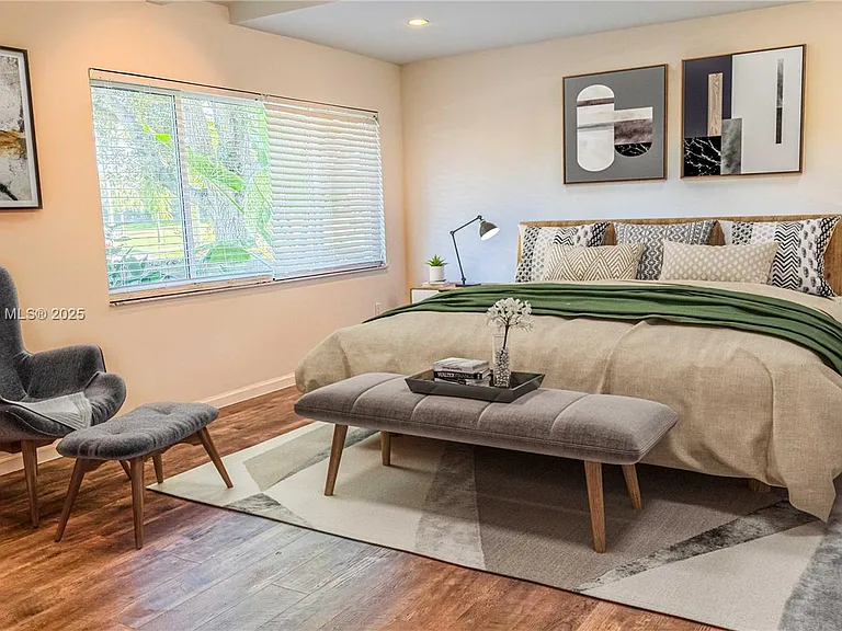 10134 Boca Woods Ln — Photo 7