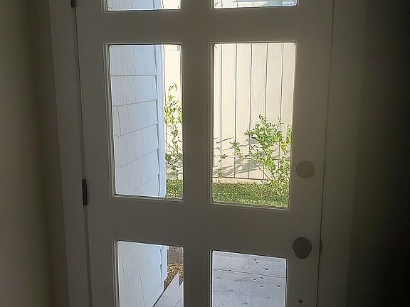3rd image of 155 Solano Cay Cir