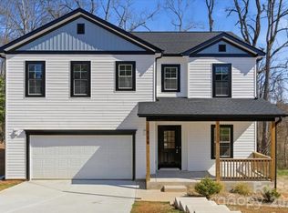 229 Deerfield Dr, Mount Holly, NC 28120