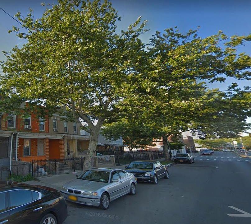 2nd image of 1749 Linden Blvd