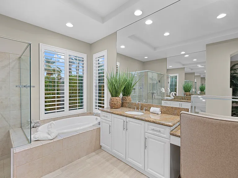 77939 Desert Dr — Photo 60