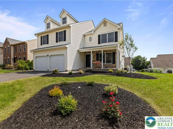 9 Stone Creek Ct, Easton, PA 18045
