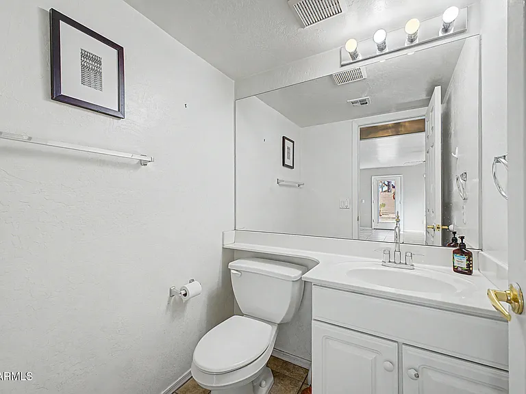 13166 W Cypress St — Photo 21