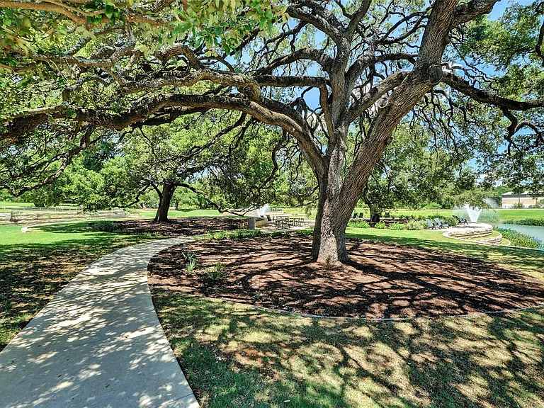 4604 Longevity Dr — Photo 28