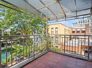 21-38 33rd St #2R, Astoria, NY 11105