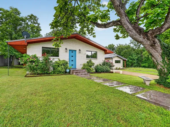 804 Stevens St, Bridgeport, TX 76426