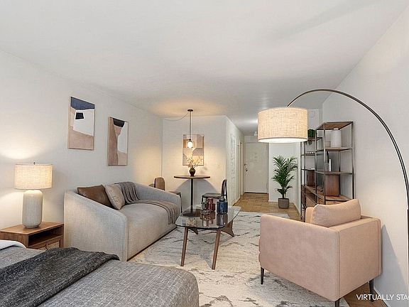 4th image of 7 E 14th St APT 1125