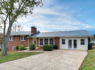 156 Rolling Acres Dr, Gray, TN 37615