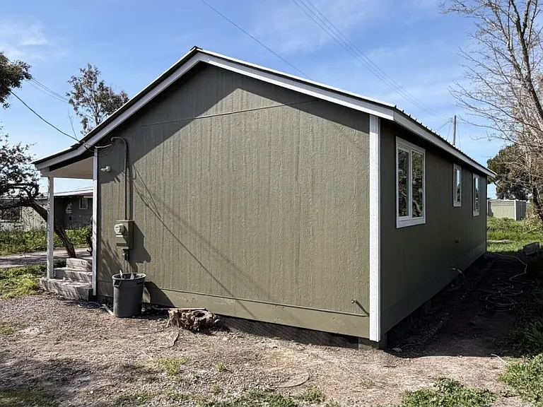 Lakeville Hwy — Photo 8