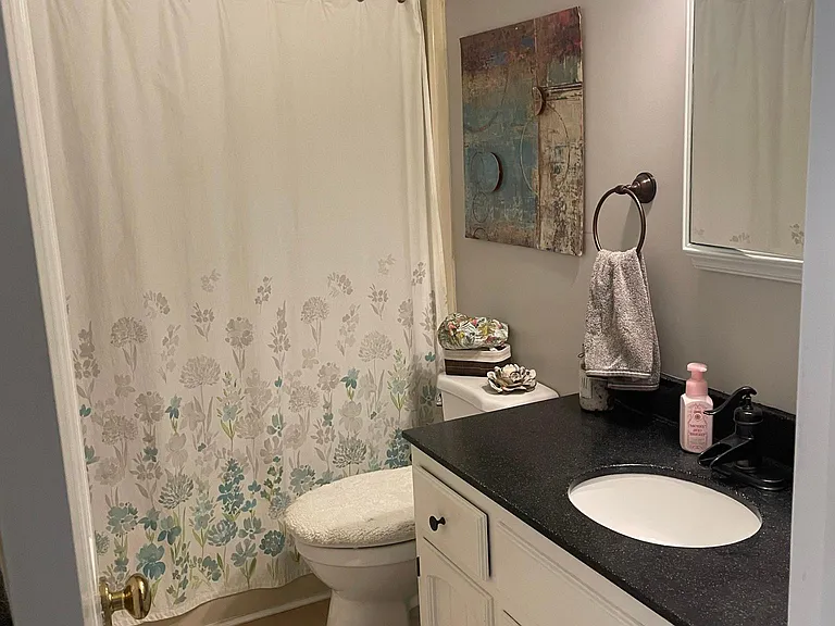 318 Worthington Sq — Photo 8