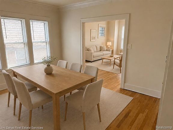 3rd image of 1110 Maryland St APT 2