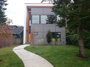 7426 California Ave SW, Seattle, WA 98136