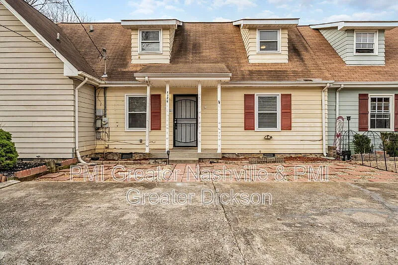 Building Photo - 3153 E Lake Dr