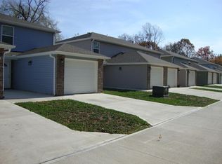 928 E Franklin St APT 9, Clinton, MO 64735
