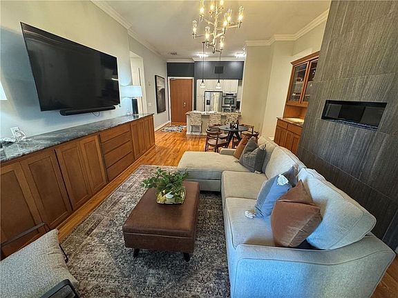 4th image of 4900 Central St APT 101