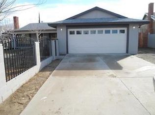 13700 Cypress Ave, Victorville, CA 92395