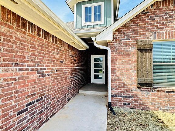 2nd image of 12117 Katie Ridge Rd