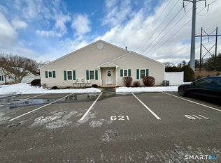 Spring Lake Village, Southington, CT 06489