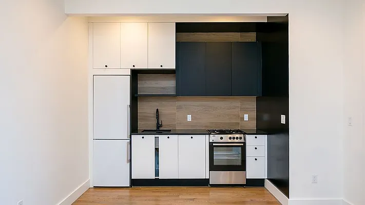 Rented by Nooklyn NYC LLC | media 69