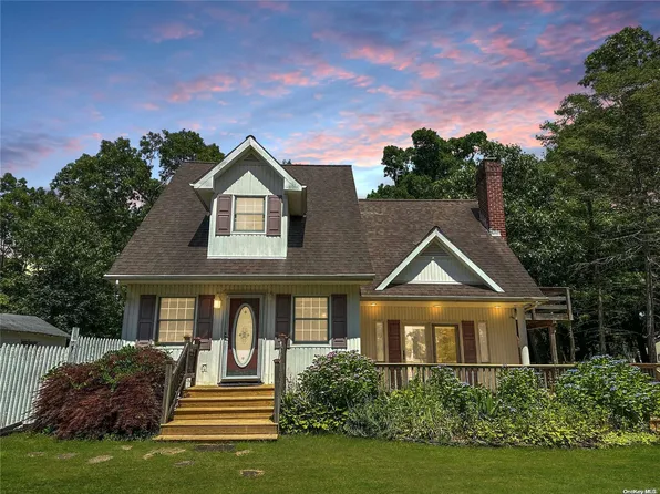 49 Wylde Road, Mount Sinai, NY 11766