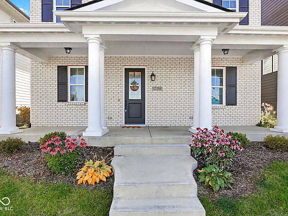 3rd image of 15304 Fairlands Dr