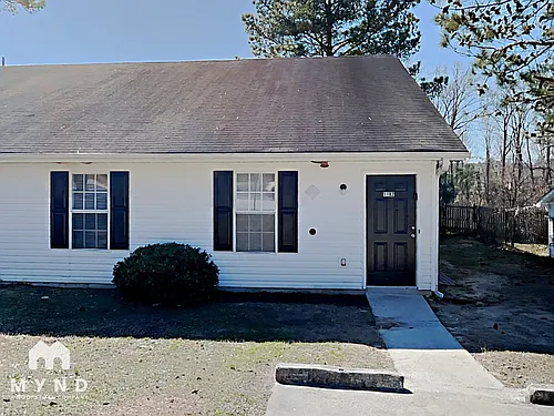 1182 Pinedale Cir NW Photo 1