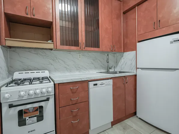 3250 Coney Island Avenue image 8 of 16