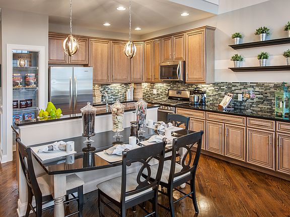 Spacious Kitchen with Breakfast Nook