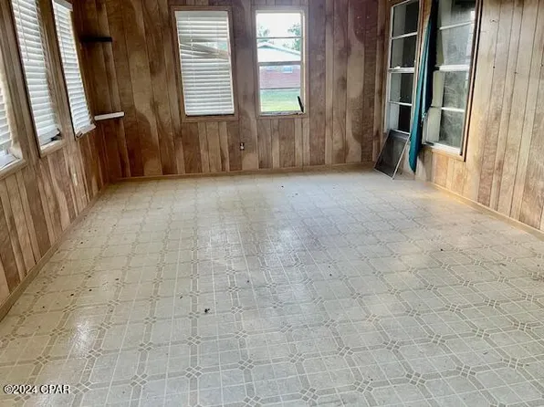 7966 Old Spanish Trl, Sneads, FL 32460