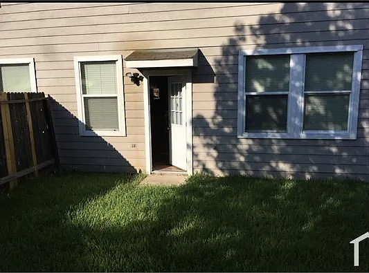 3 bed, 1672 sqft, $1,950 — Photo 2