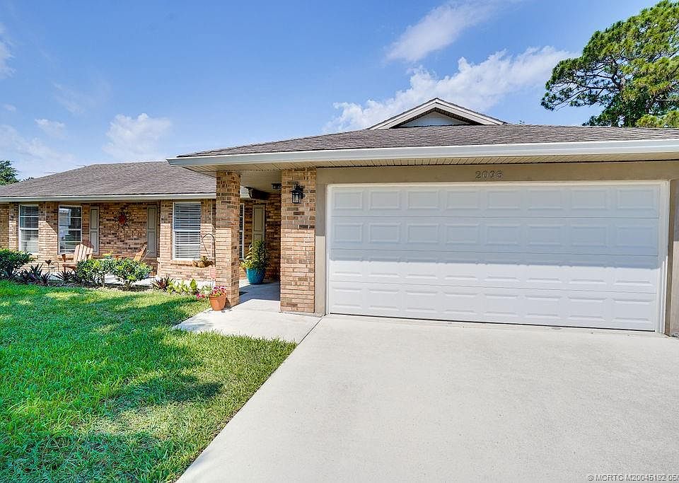 1st image of 2098 SE Wald St