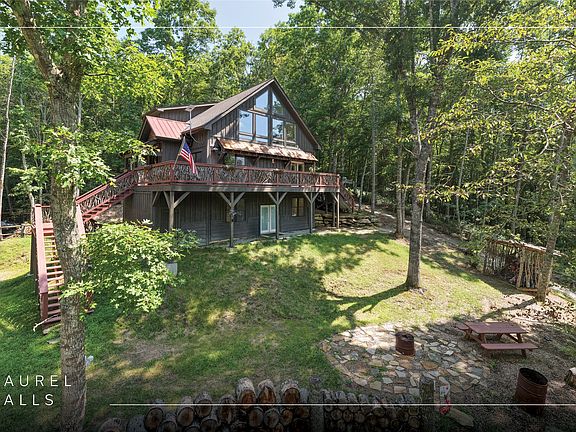 2nd image of 122 Forestdale Drive