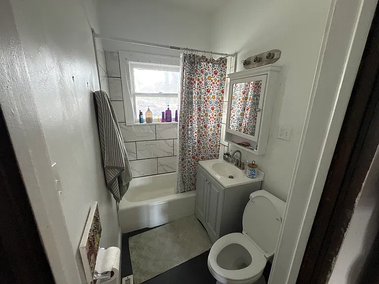 738 N Garland Ave — Photo 7