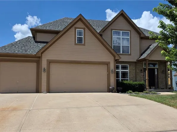 10760 N Laurel Ave, Kansas City, MO 64157