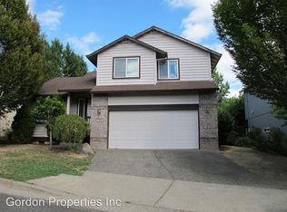 1614 SE 68th Ct, Hillsboro, OR