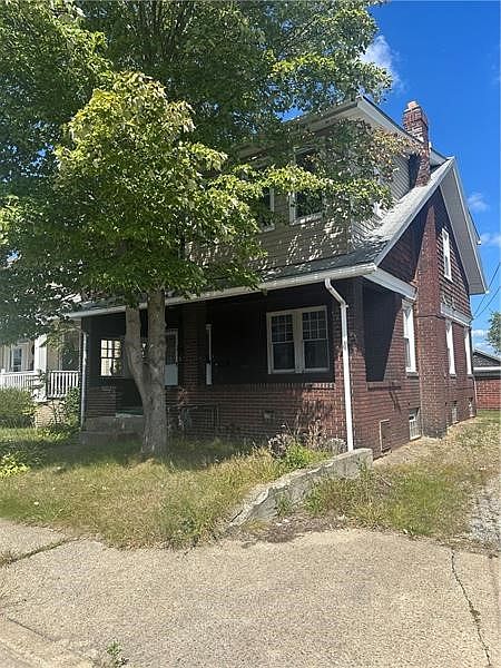 1st image of 551 Cowan Ave