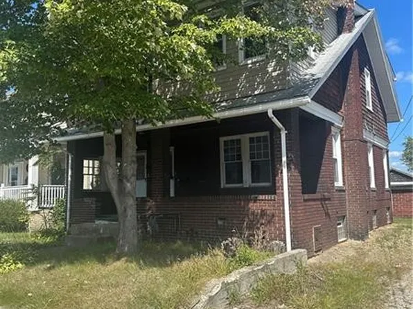 551 Cowan Ave, Jeannette, PA 15644
