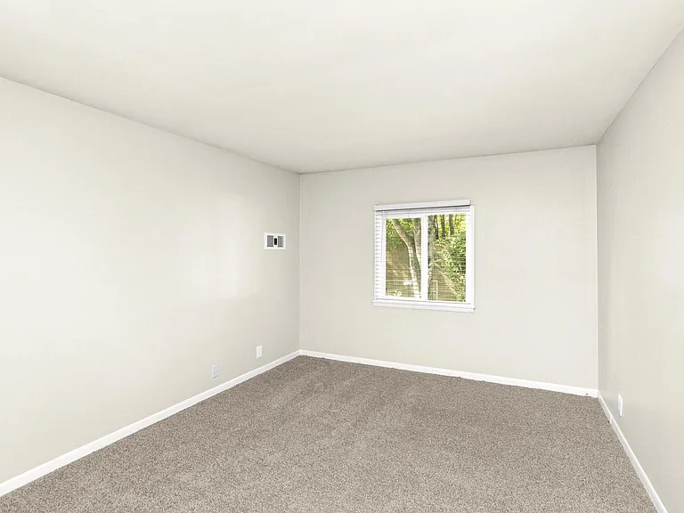 1701 Gale Ln — Photo 26