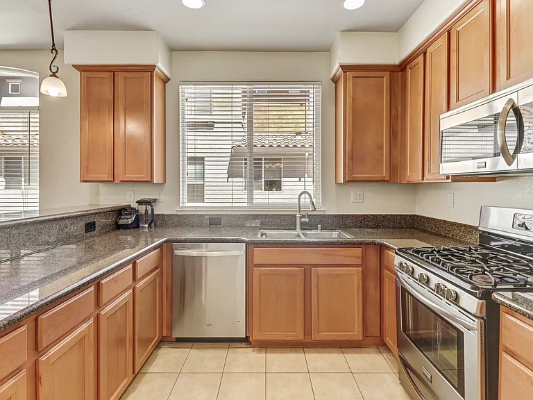 Plenty of Cabinets