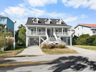 619 Springs Ave., Pawleys Island, SC, 29585