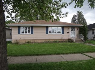 3423 Monroe St, Lansing, IL 60438