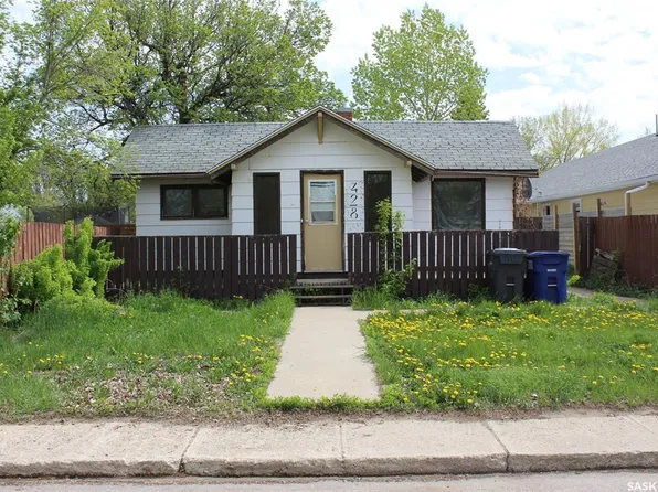 428 3rd STREET W, Shaunavon, SK S0N 2M0
