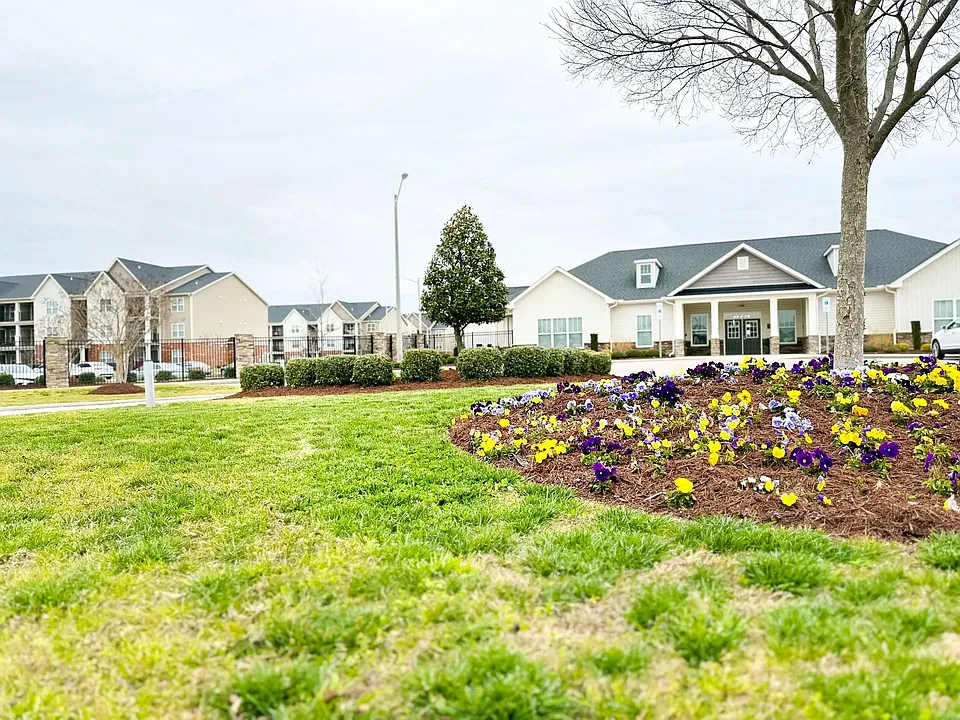 The Berkeley community is set on beautiful well-kept grounds with polished landscaping and spacious courtyards.