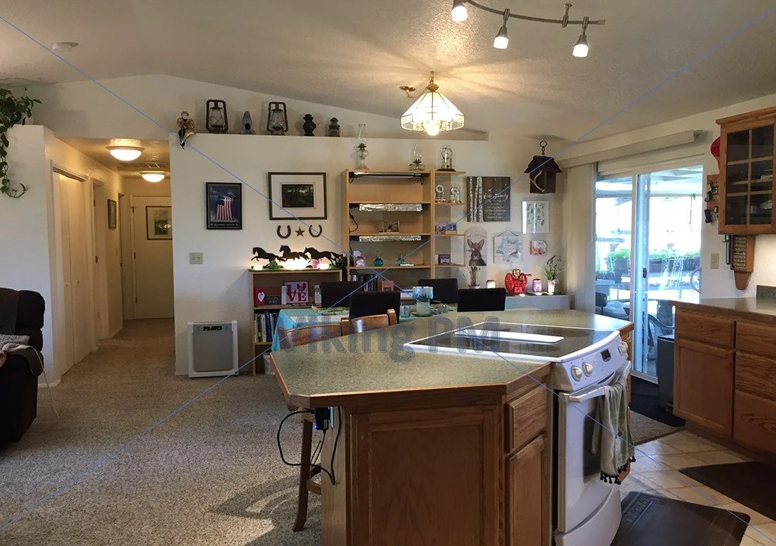 62565 Dixon Loop, Bend, OR 97701 — Photo 3