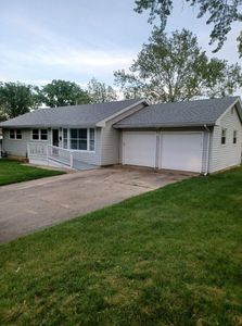 1 Sandcreek Pl, Decatur, IL, 62521