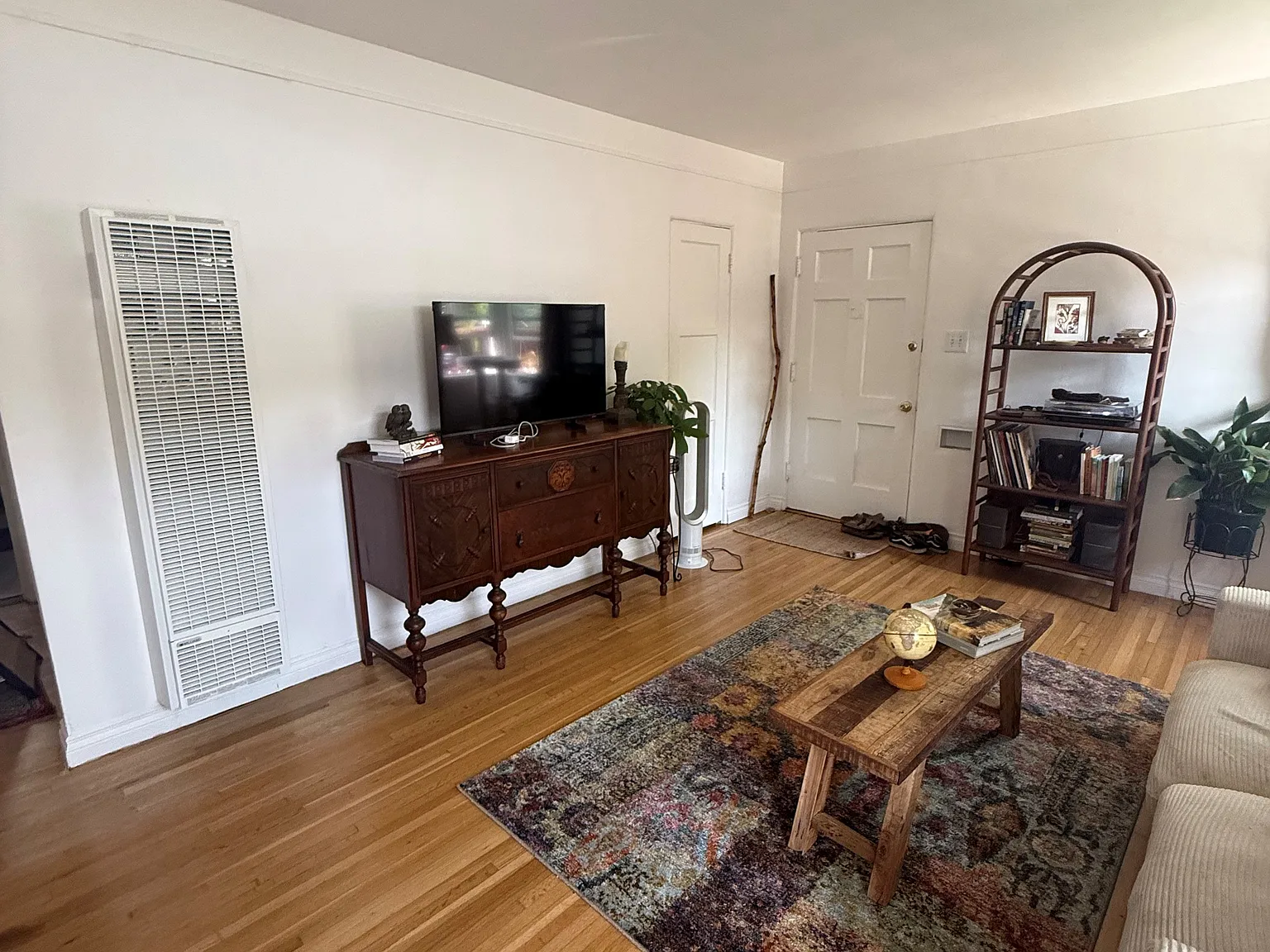1 bed, 700 sqft, $3,100 — Photo 3