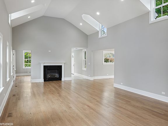 5th image of 6231 N Canfield Ave