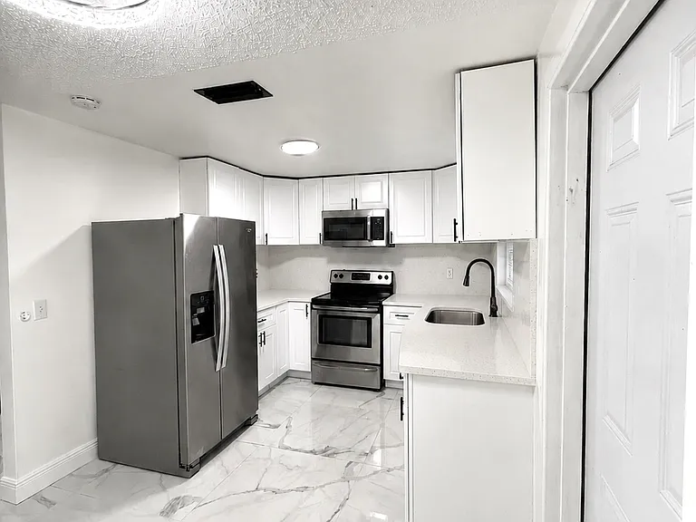 8524 Portulaca Ave — Photo 3