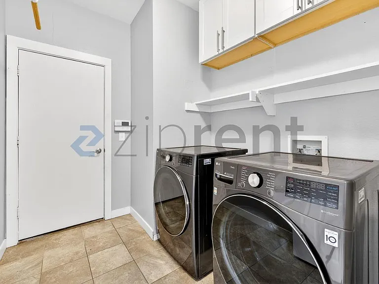 10604 Ambergate Ln — Photo 35