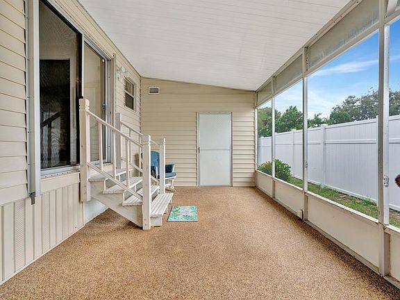 5th image of 7184 SE Redbird Cir